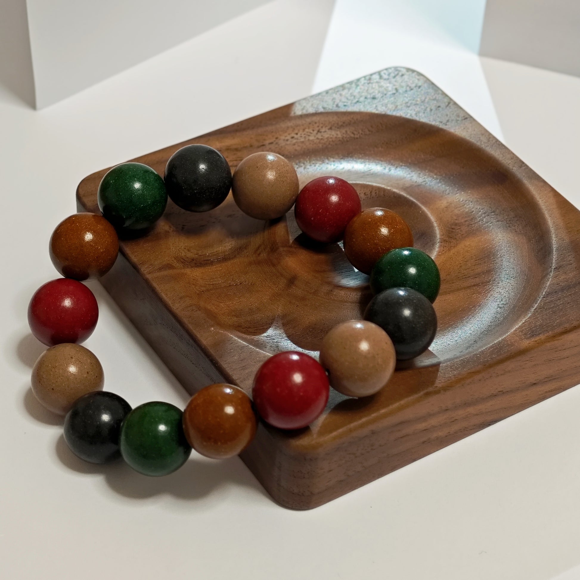 Five Elements Flow – 15 mm Aromatic Beads