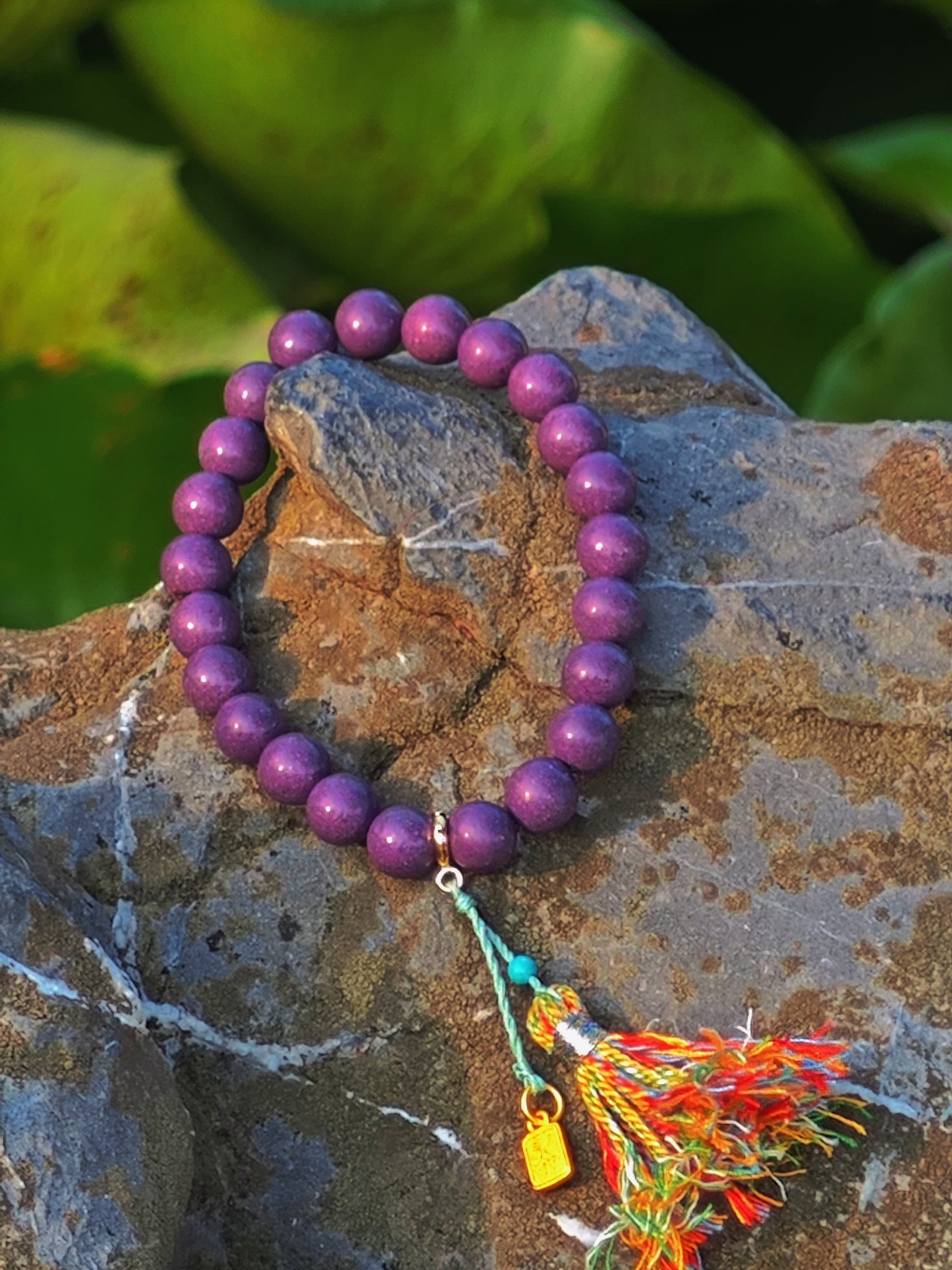 FivesSential Royal Aura Strand – 23-Piece Violet Scented Beads Bracelet with Sandalwood & Frankincense